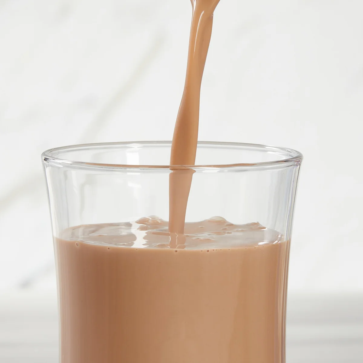 Kirkland Signature Organic Reduced Fat Chocolate Milk - Image 4